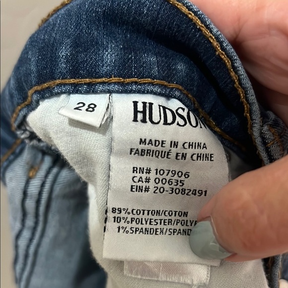 Hudson Jean Shorts Cut Off Fray Edge Raw Hem Blue Denim Distressed Amber Gemma - Picture 6 of 10